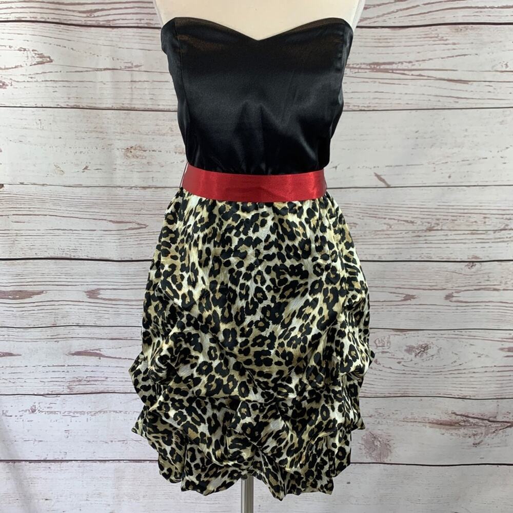 Studio Y Animal Print strapless black red balloon